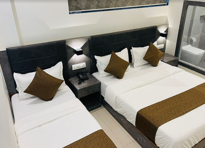 Hotel Blackburn  Fish Market Area, Navneeth Colony, Andheri (W | Family Room